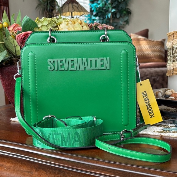 Brand New Steve Madden Convertible Crossbody Purse Structured Square Handbag - Picture 1 of 14